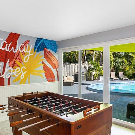 Trendy 3-Bedroom Villa With Saltwater Pool And Yard Форт Лодърдейл Екстериор снимка